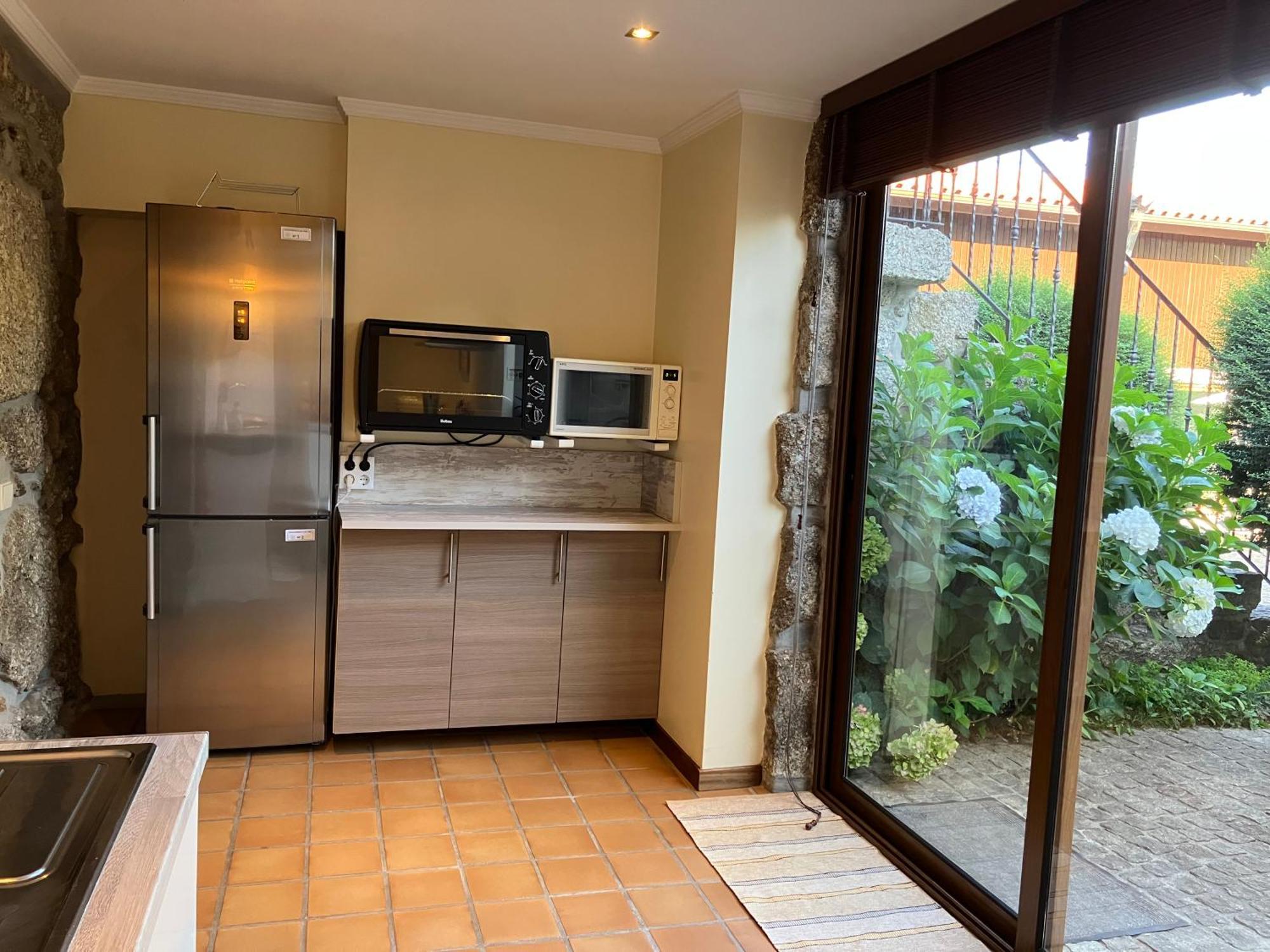 Bergui Guesthouse - Em Guimaraes Desde 2017 Esterno foto