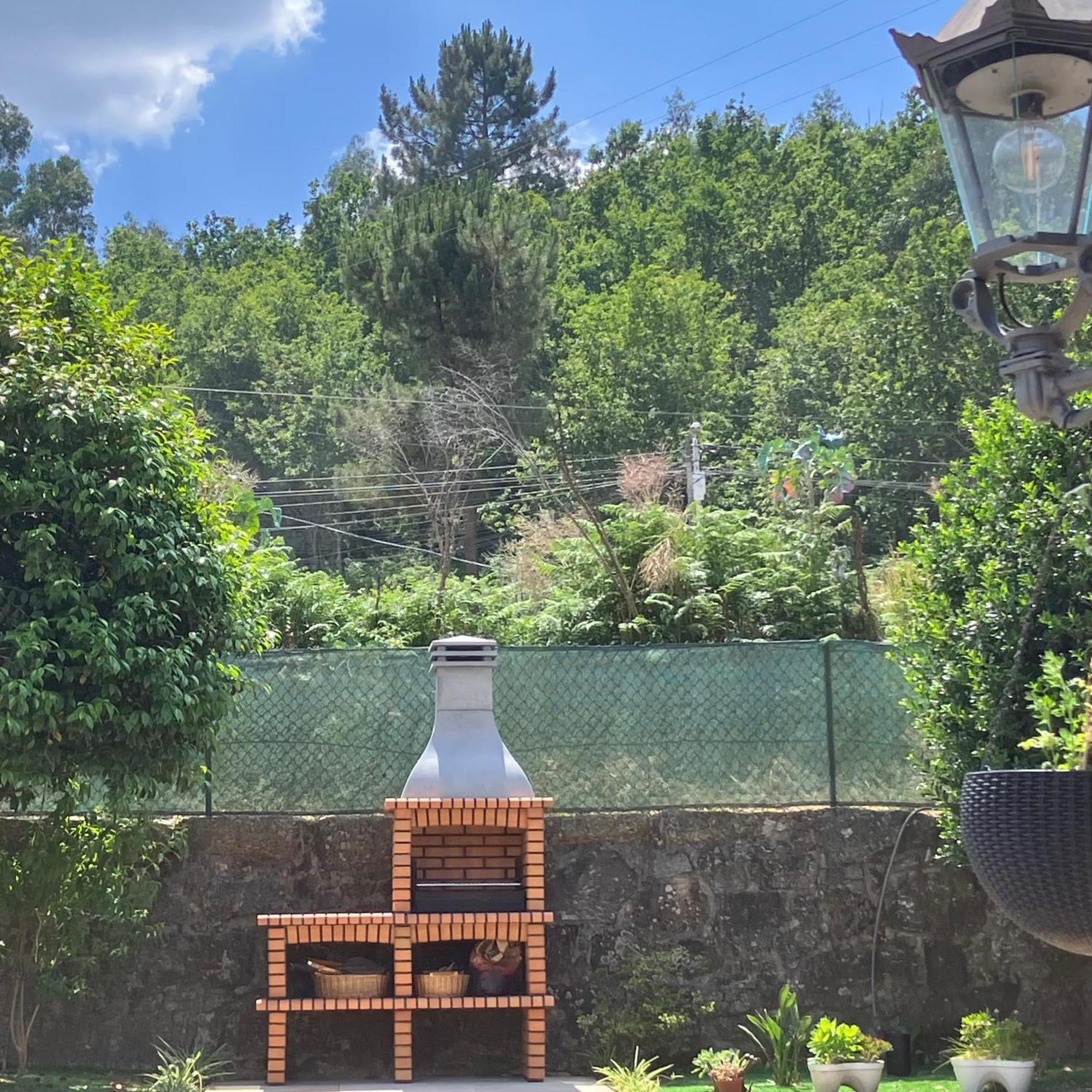 Bergui Guesthouse - Em Guimaraes Desde 2017 Esterno foto