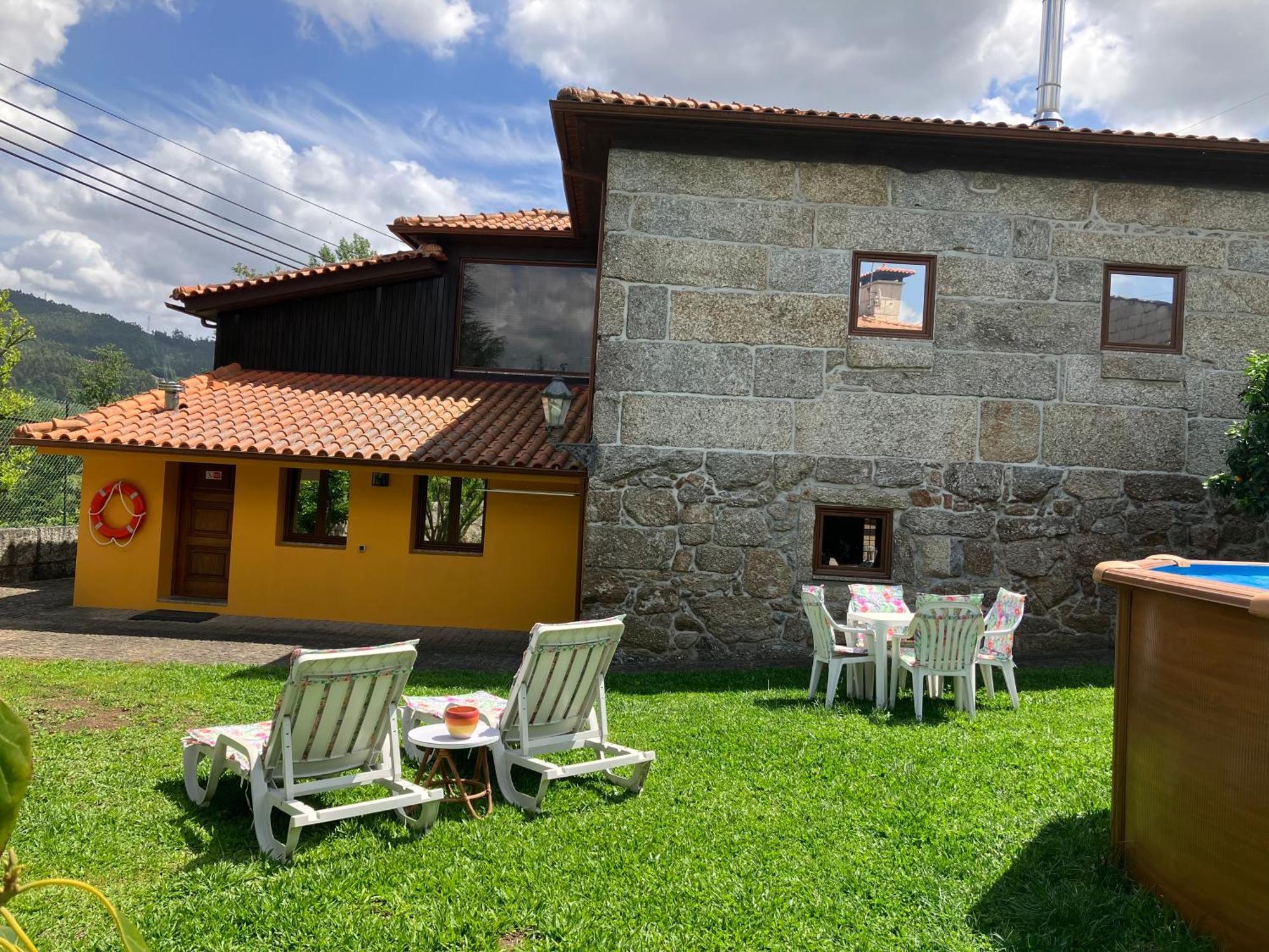Bergui Guesthouse - Em Guimaraes Desde 2017 Esterno foto