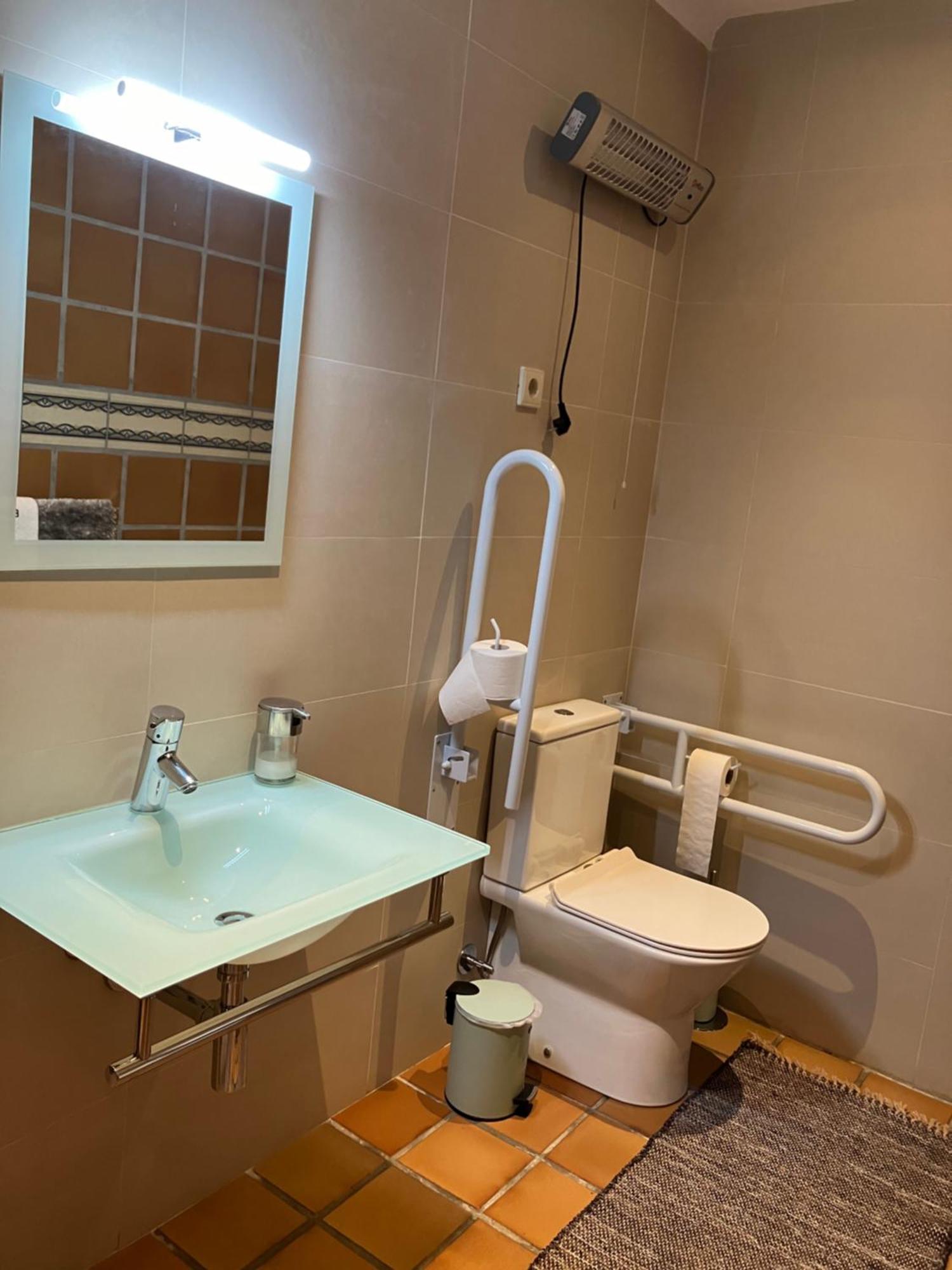 Bergui Guesthouse - Em Guimaraes Desde 2017 Esterno foto